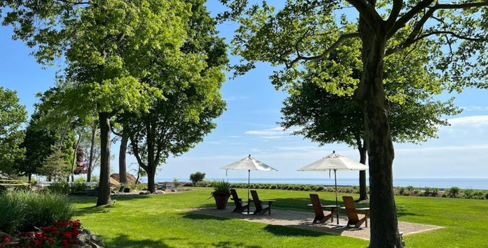 Lake Shore Resort - Web Listing (newer photo)